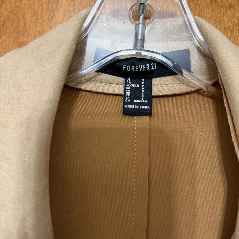 Forever 21 Women's Tan Trench Coat - Picture 4 of 4